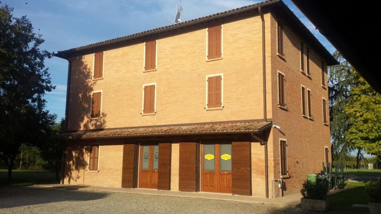 Albergo Da Ca' Vecia Spilamberto Екстериор снимка